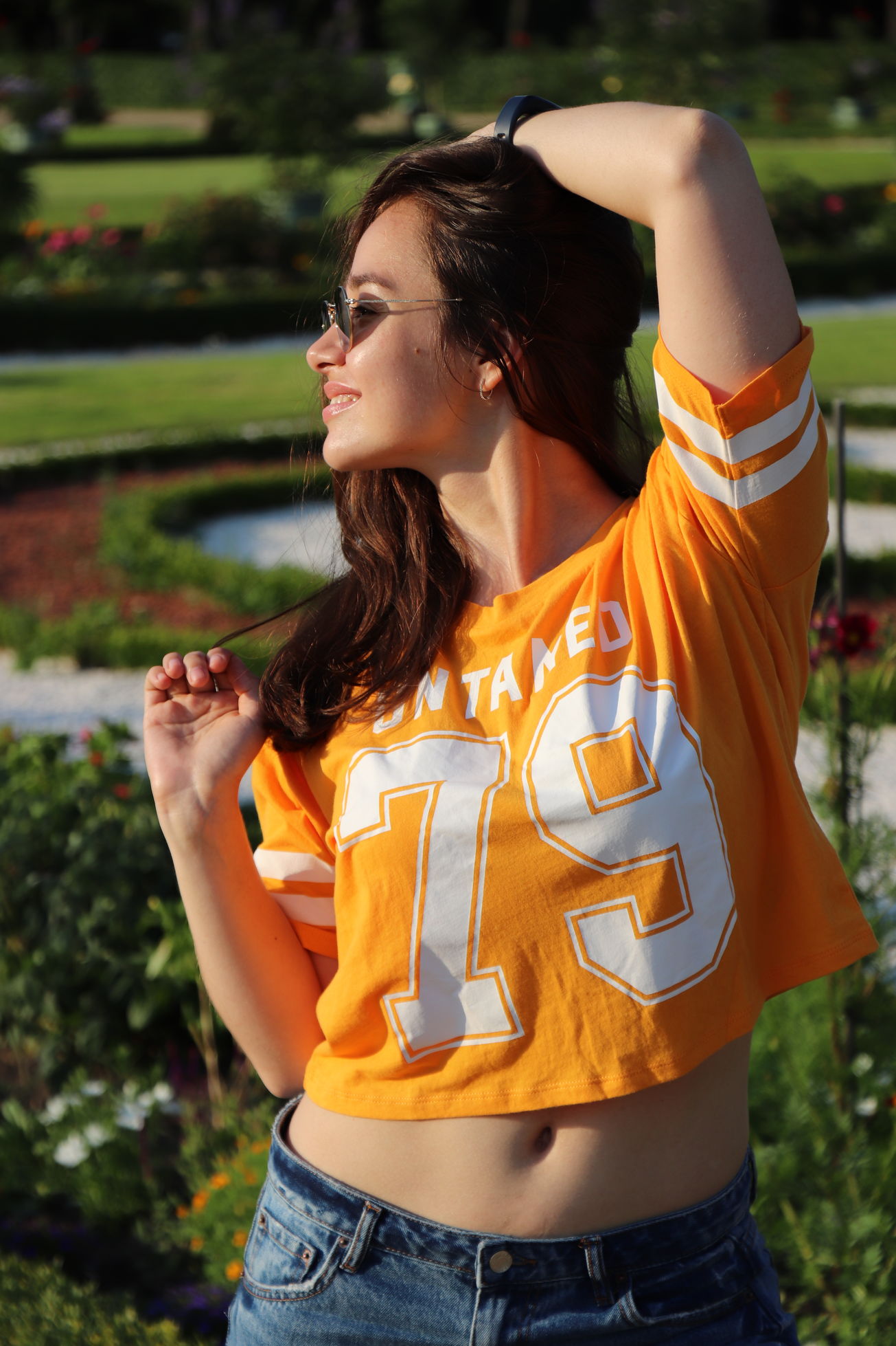 sportliches T-Shirt im College-Style