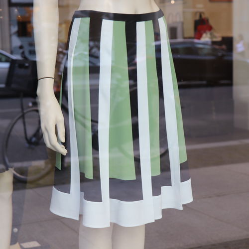Interessanter Rock (von Valentino)