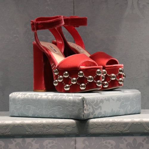 Plateauschuhe von Miu Miu