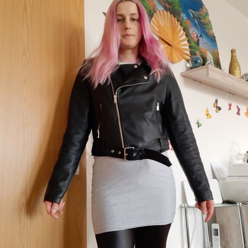 Lederjacke mit ein lassiges longshirt